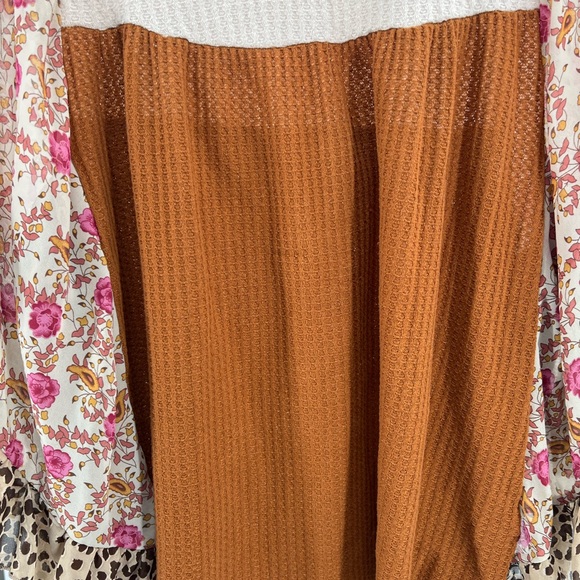 Umgee M waffle knit floral leopard ruffle flutter sleeve leopard casual boho - Picture 4 of 8